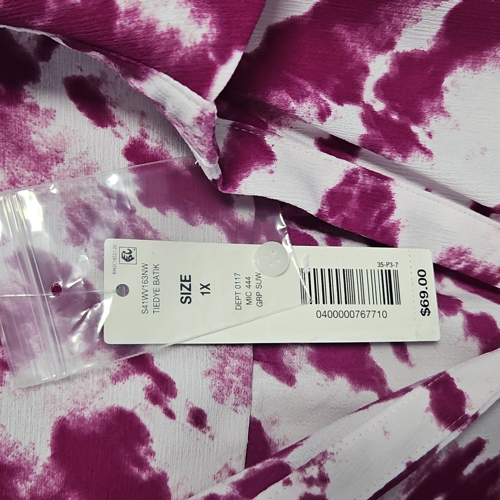 Investments 3/4 Sleeve Collared V-neck Hidden Button Front Top: Tie Dye: 1X - Picture 7 of 14